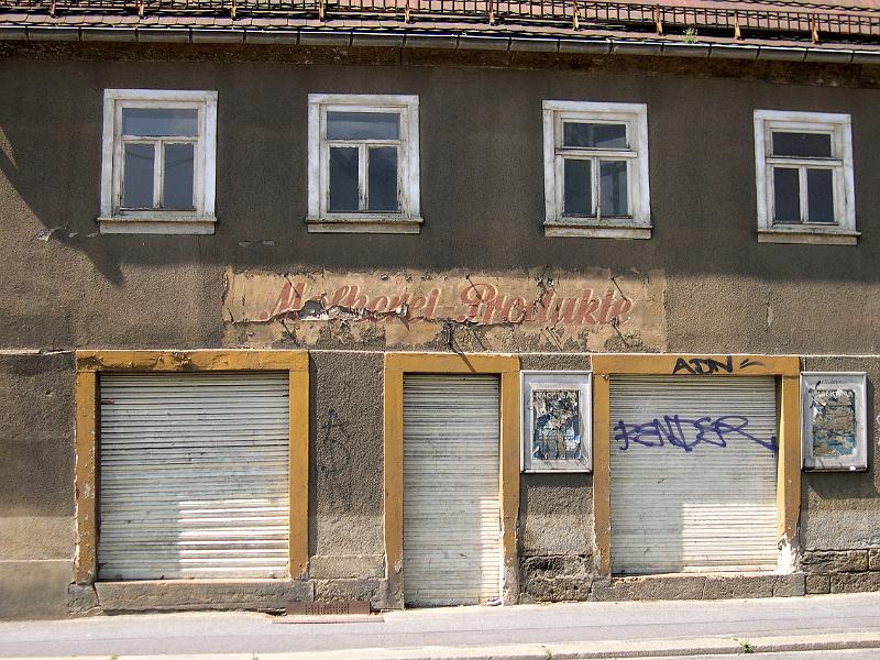 Dresden-Tolkewitz, Österreicher Str. 42, 17.4.2004.JPG